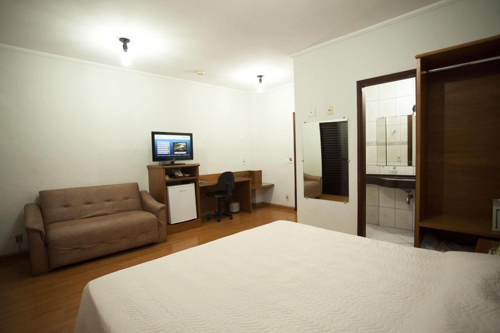 Indaia Hotel Residence São Carlos Eksteriør bilde